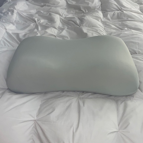 Cushion Lab Other - NWOT…Cushion Lab Deep Sleep Pillow